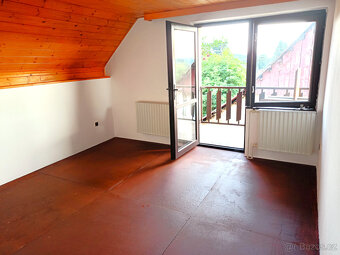 Prodej rodinného domu a stavebních pozemků v Zásadě - 15