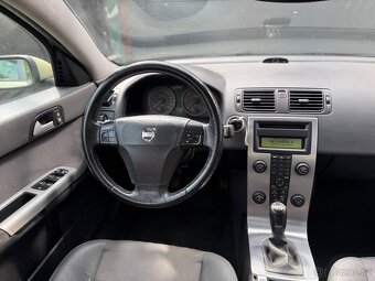 Volvo S40 2.0d - 15