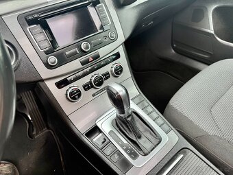 Volkswagen Passat combi B7 - 1.4 TSI Business Edition, DSG - 15