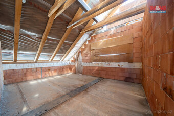 Prodej rodinného domu, 231 m², Kameničná - 15