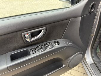 Kia Sorento 2.5CRDi 125kw Automat Tažné 3.5t - 15