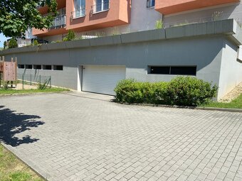 PRODEJ GARÁŽOVÉHO STÁNÍ  NA ULICI ŘÍČANSKÁ, BRNO-BYSTRC - 15