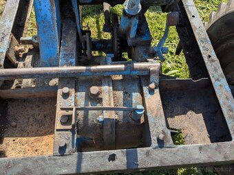 Traktor Kramer K18 - 15