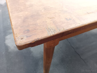 sestava hodovního stolu a židlí Thonet - 15