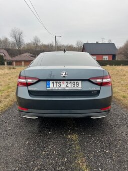 Škoda Superb 2.0 Tdi 140kw Laurin a Klement 2016 - 15