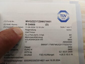 VW TOURAN 2.0TDi NAFTA 125 KW = 7. MÍSTNEJ, RV 2009 ZA 59,, - 15