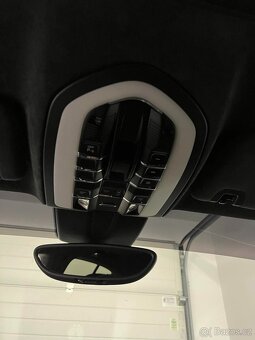 Porsche Panamera 420PS, Sportovní Volant - 15