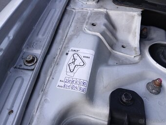 Hyundai Santa Fe 4x4 2,2 Crdi, manuál, max. výbava - 15