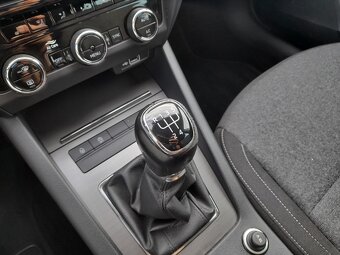 Škoda Octavia FACELIFT 1,6 85 KW DPH - 15