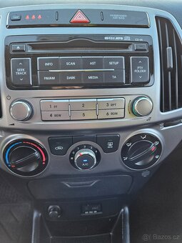 Hyundai i20  1,2 - 15