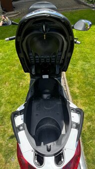 Yamaha XMAX 125 - 15