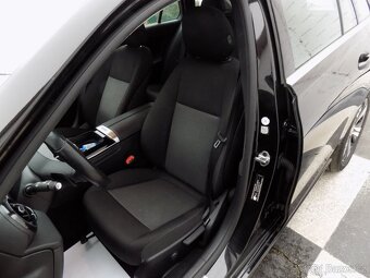 Mercedes-Benz Třídy C C 200d/NAVI/LED-Performance/ - 15