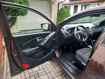 Hyundai ix35, 1.7 CDRi, tažné + zimní pneu - 15