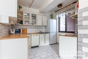 Dům 6 a více o ploše 270 m2 - Modletice, Modletice - 15
