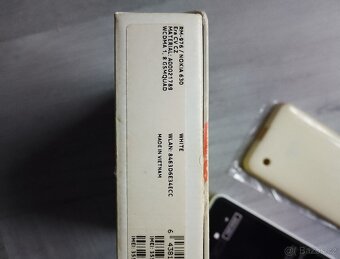 Nokia Lumia 630 RM-976, white/bílá - 15