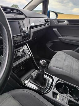 Volkswagen Touran, 2,0 TDI 110 kW, 2017, 7-místný, 208 tis. - 15