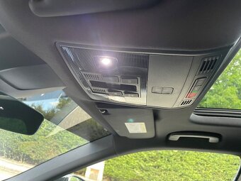 Prodám Škoda Superb 3 2.0 tdi 140kw dsg - 15