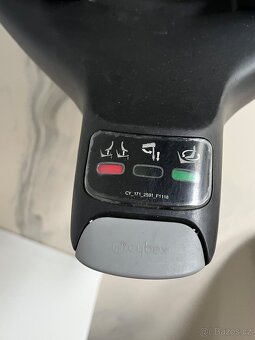 Autosedačka Cybex Sirona Z i-Size + ISOFIX základna - 15