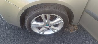 Škoda Roomster 1.4 16V 63KW, Digitální Klimatizace - 15