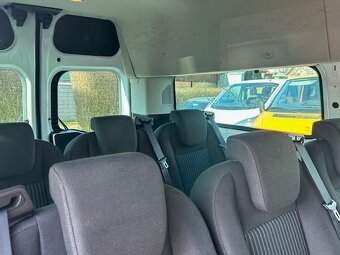 Ford Transit Custom 9 míst 2,2TDCi 125 PS L2H2 TZ 2016 - 15