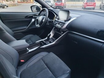 Prodám Mitsubishi Eclips Cross PHVE - 15