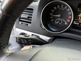 ►► ŠKODA YETI 2,0 TDI 4x4 -103 kW, PARK. SENZORY, NAVI ◄◄ - 15