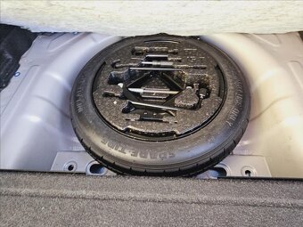 HYUNDAI I30 COMBI 1.6 CRDI 2016 81 kW TRIKOLOR WEEKEND - 15