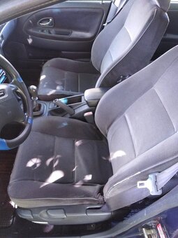 Volvo V40 1.8 90kW - 15
