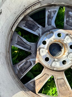 Stříbrná litá kola + letní pneu 185/65 R15 88H - 15