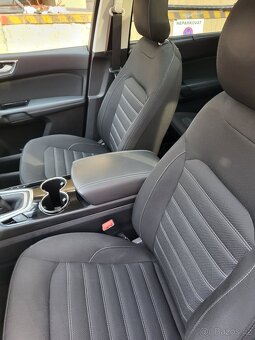 Ford Galaxy 2.0TDCI 110 kW Titanium 7míst - 15