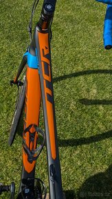 Giant TCR Advanced 1 karbon - 15