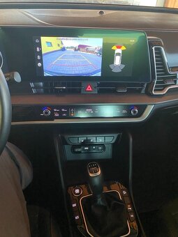 Prodám Kia Sportage model 2024, 1,6 T-GDI, výbava TOP, 1. ma - 15