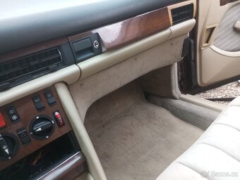 Mercedes Benz W126 280 SE. Šestiválec M110,automat - 15