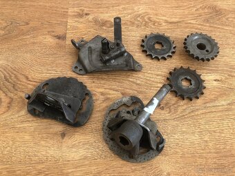 PRODÁM ORIGINÁLNÍ DÍLY NA JAWA ČZ 175/ 356 - 15