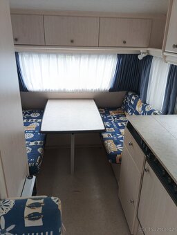 Dethleffs Family 380, předstan, 1000Kg - 15