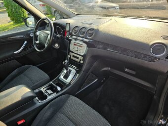 FORD GALAXY 2010 2.0i 149 kW GHIA 7 MÍST,TEMPOMAT,VÝHŘEVY - 15