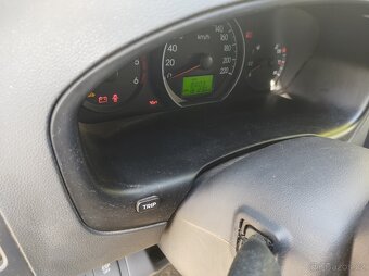 Hyundai H1 2.5crdi 125kw bez DPF ČR původ, najeto 181t.km - 15