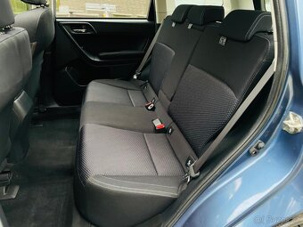 Subaru Forester 2.0i 4x4 MANUÁL 1MAJITEL EXCLUSIVE VÝHŘEV - 15