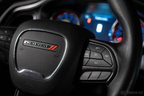 Dodge Challenger SXT 3.6L V6 24V VVT - 2018 - 15