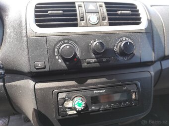 ŠKODA ROOMSTER - PĚKNÝ, KLIMATIZACE - 15
