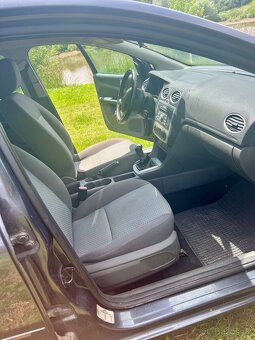 Ford Focus Trend 1.4i - 15