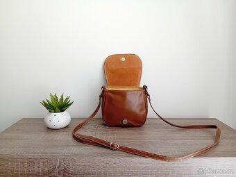 Genuine Leather dámská malá kabelka kožená - 15