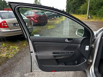 Volkswagen Golf 1,4i 16V 59kW, r.v. 2009, 163587km - 15