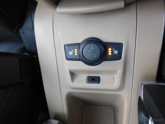 Opel Antara 2.0 CDTi 4x4,,výbava COSMO,,PĚKNÁ - 15