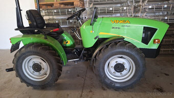 malotraktor WINEA 30 HP s TP a SPZ r.v. 2013 TOP stav - 15