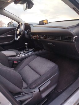 Mazda CX-30 Comfort+ 2,0 90 kW-Top, servis, Záruka do 2028 - 15