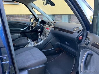Ford Galaxy 2.0 tdci- 103 kw, nafta, 7 míst - 15