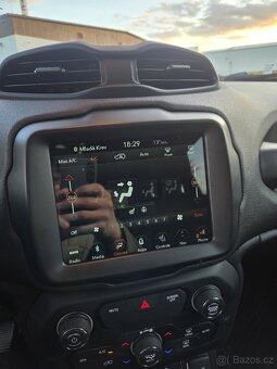 Jeep Renegade 2018 4x4 Automat - 15