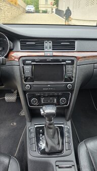 Škoda Superb 2.0 TDI, DSG, 2012, Původ ČR - 15