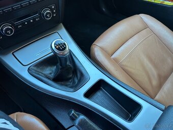 BMW E92 325i 160kw 2007 200 000km 3 majitelé - 15